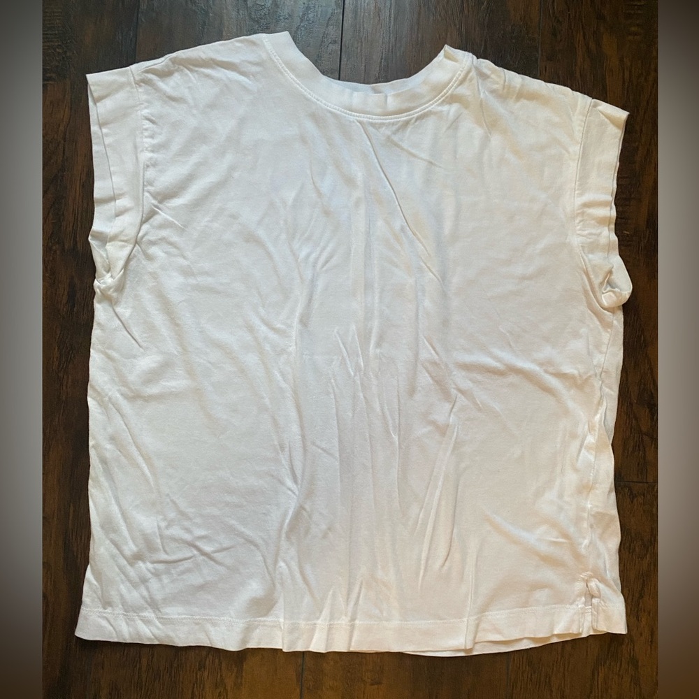 NWOT a new day white t